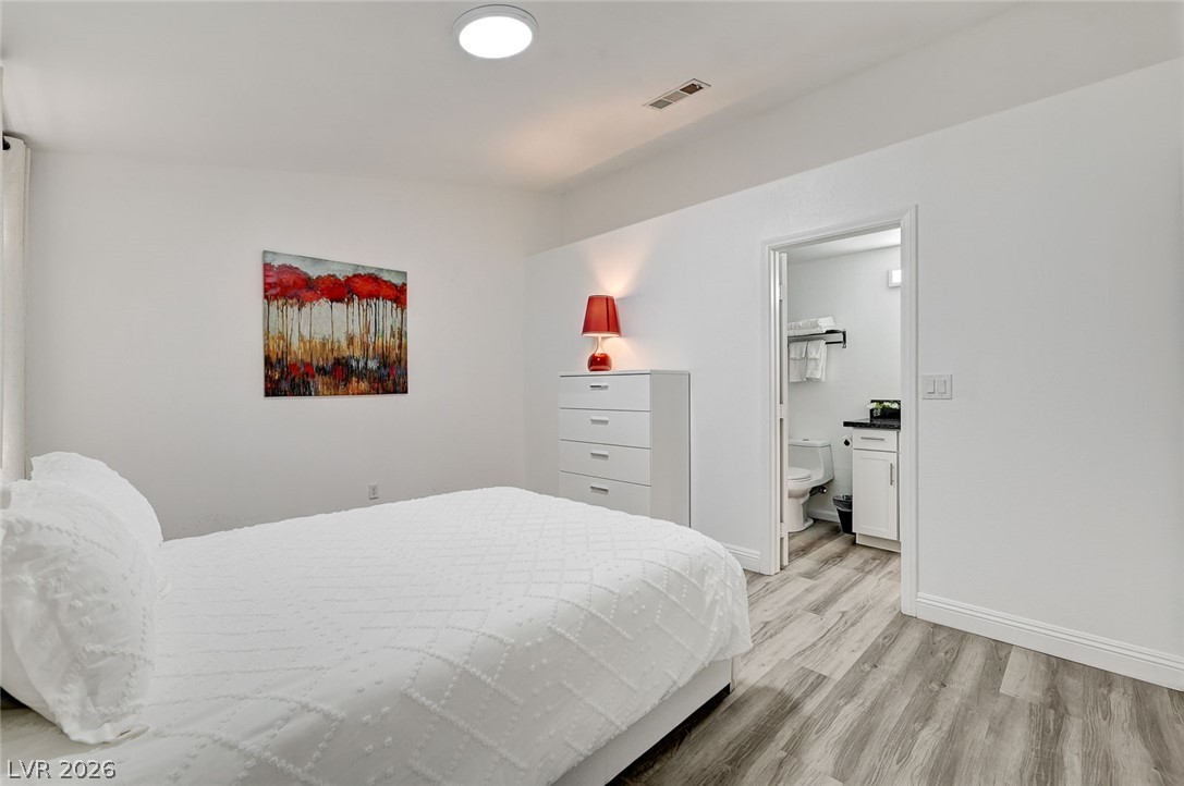 8127 Chambersberg Street Las Vegas NV 89147