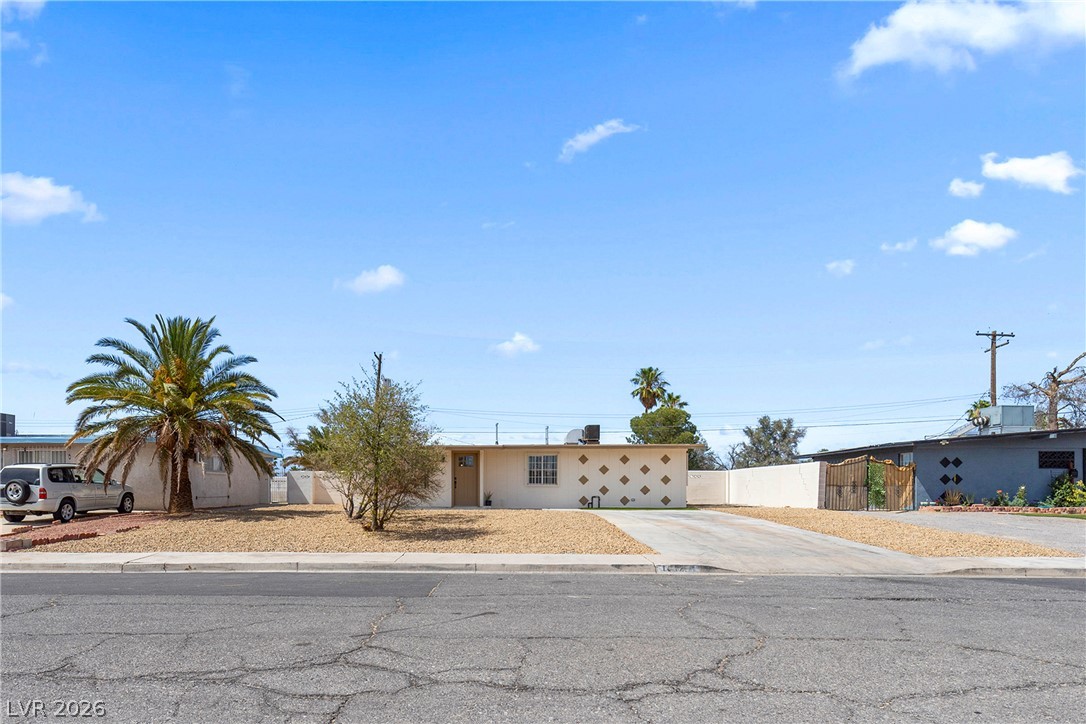 1612 Palora Avenue Las Vegas NV 89169