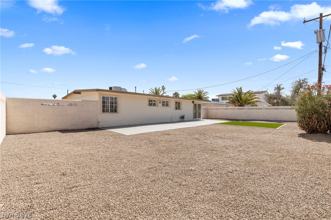 1612 Palora Avenue Las Vegas NV 89169