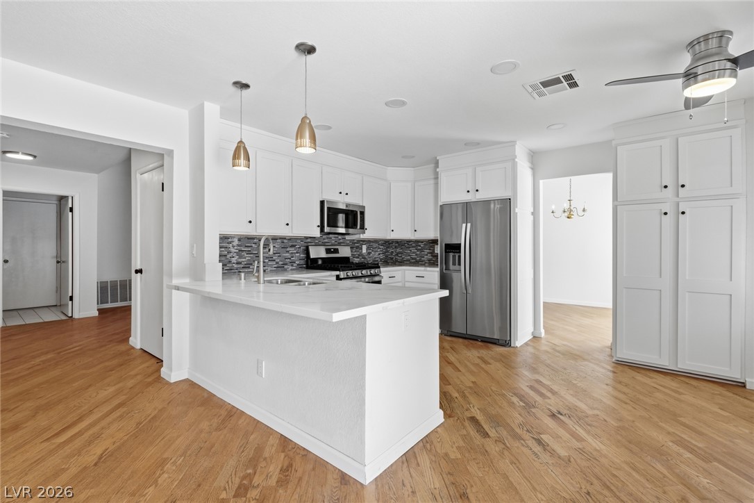 7459 Parnell Avenue Las Vegas NV 89147
