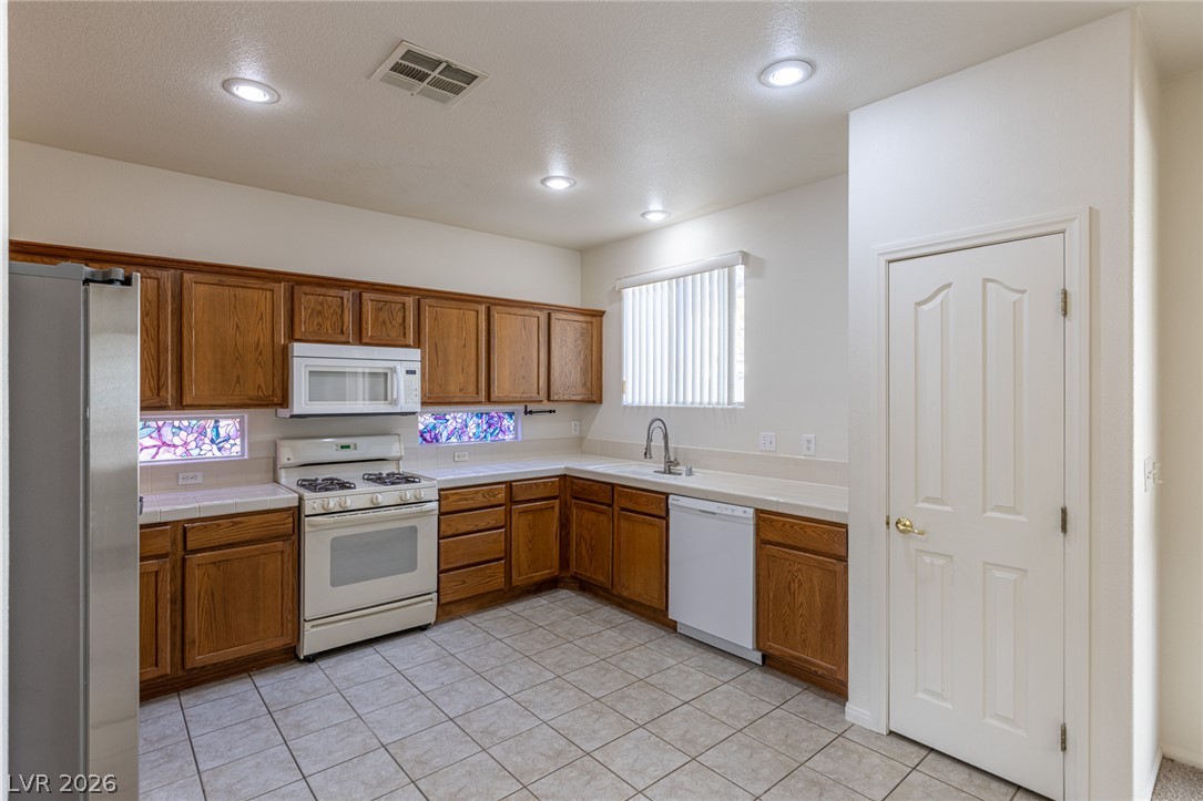 98 Glendive Street Henderson NV 89012