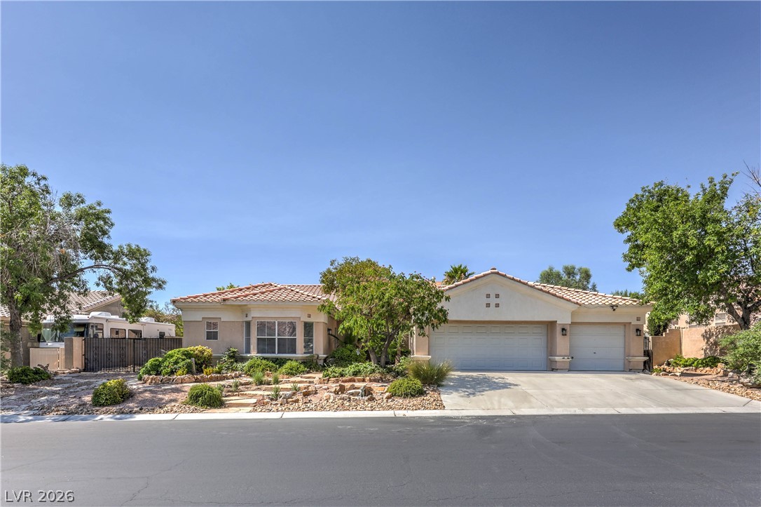 7411 Bridlehorne Avenue Las Vegas NV 89131