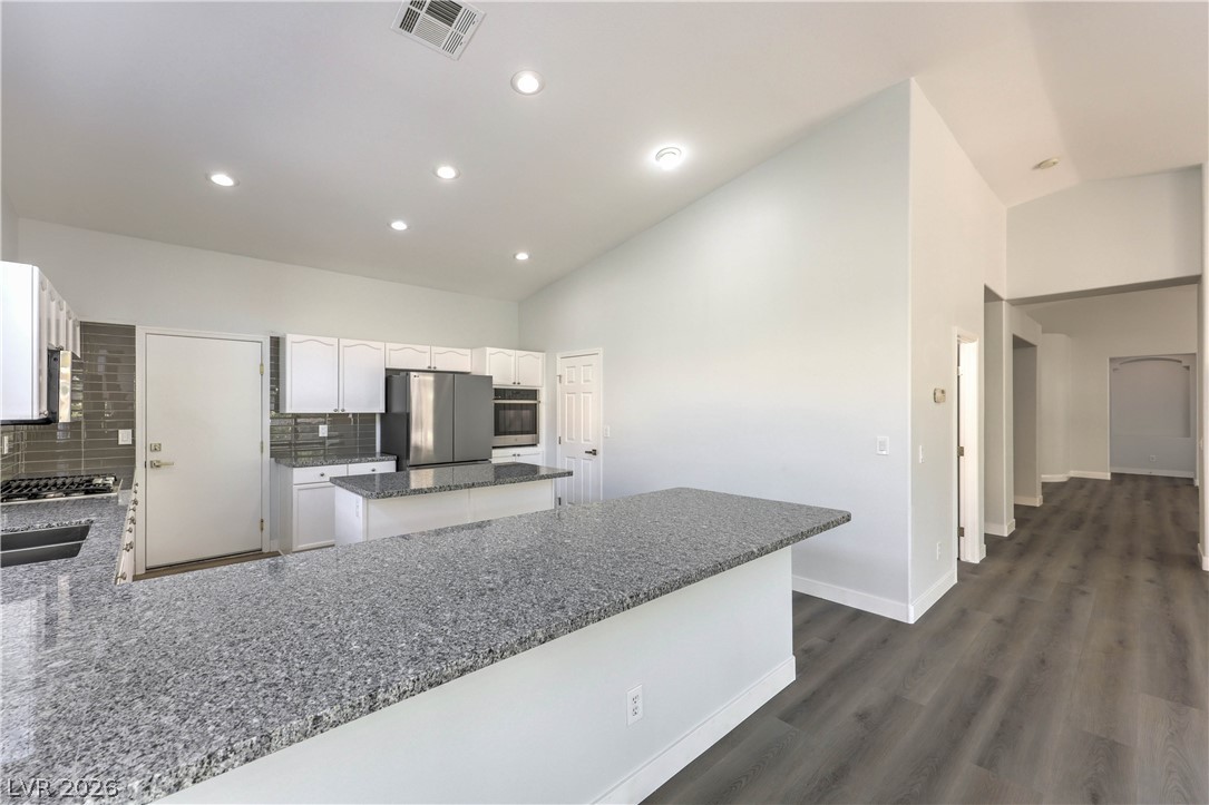 7411 Bridlehorne Avenue Las Vegas NV 89131