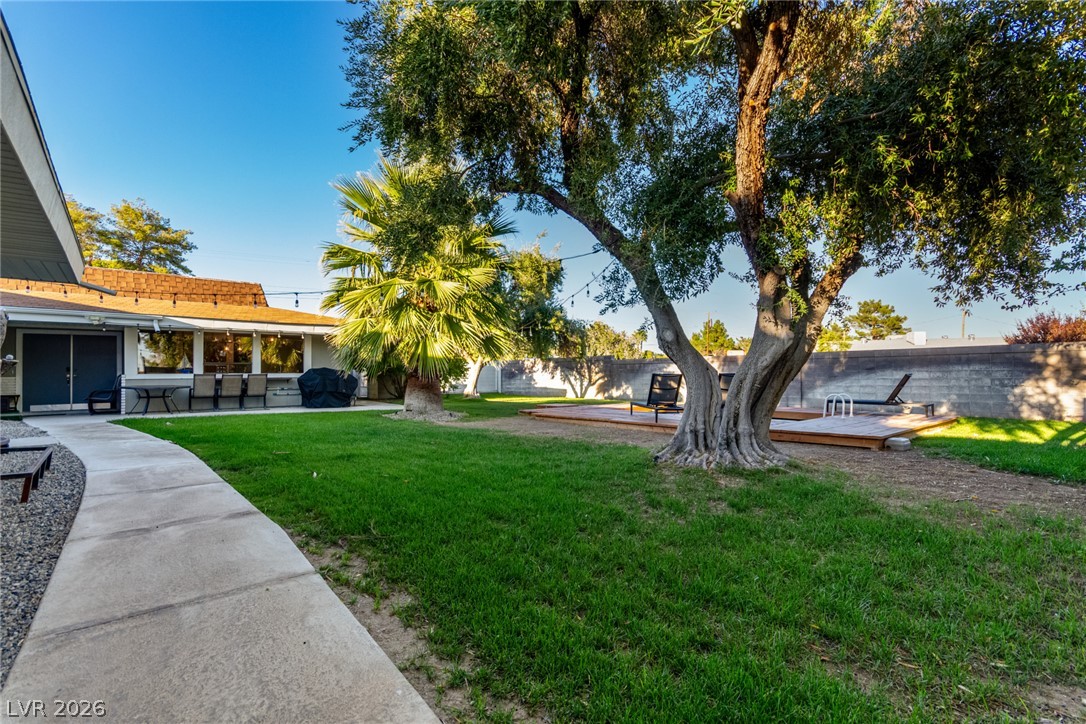 5710 Madre Mesa Drive Las Vegas NV 89108
