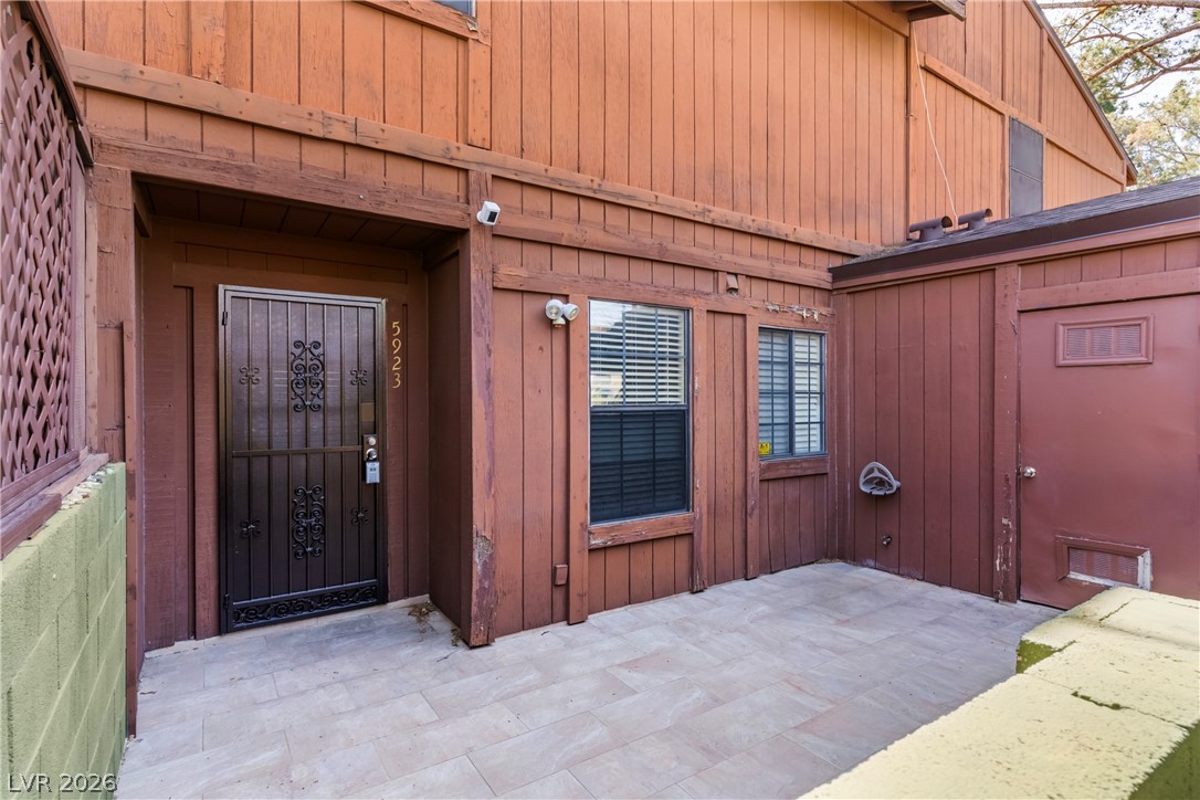 5923 Laredo Street Las Vegas NV 89146