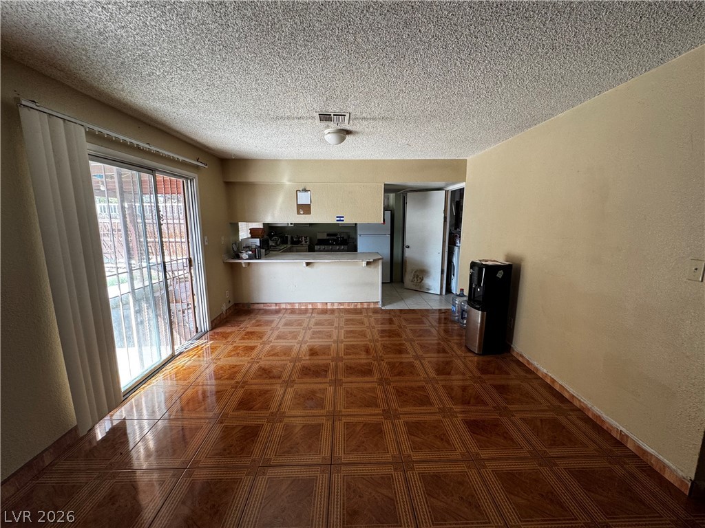 5025 Hayward Avenue Las Vegas NV 89122