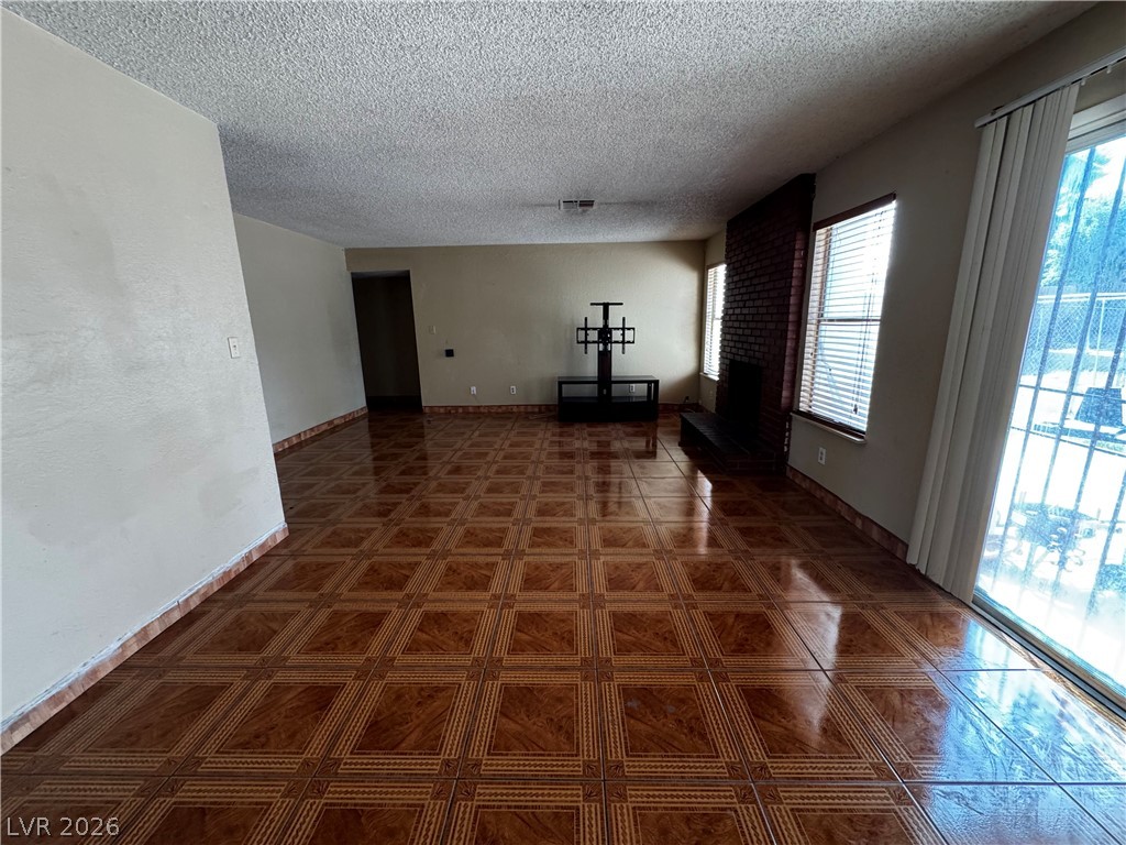 5025 Hayward Avenue Las Vegas NV 89122