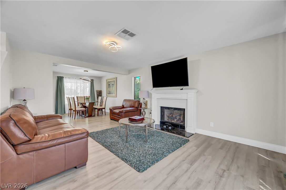 2913 Whispering Wind Drive Las Vegas NV 89117