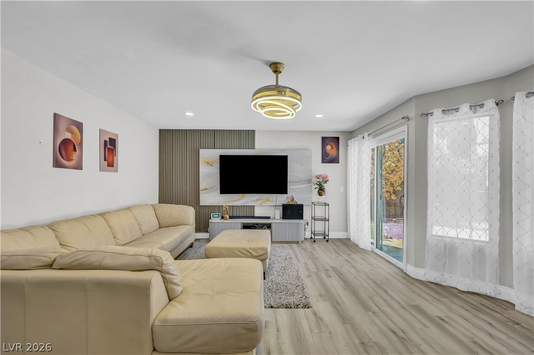 2913 Whispering Wind Drive Las Vegas NV 89117