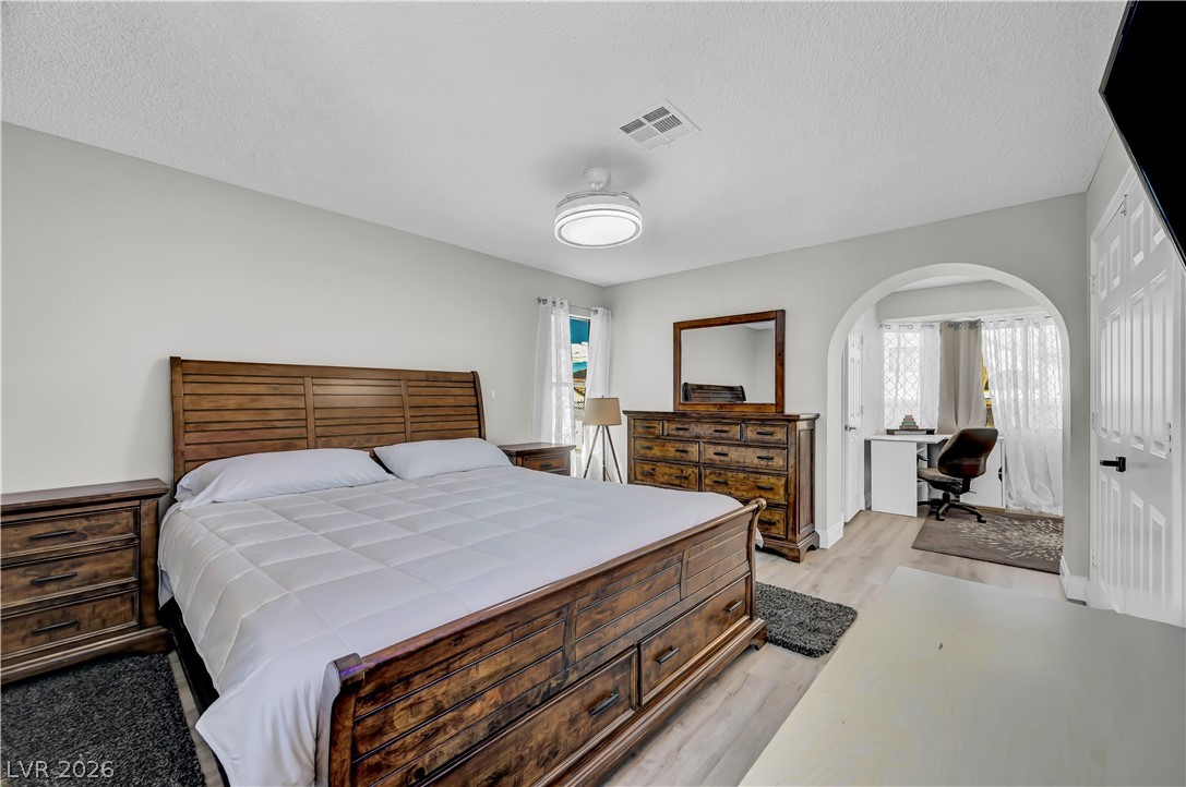 2913 Whispering Wind Drive Las Vegas NV 89117