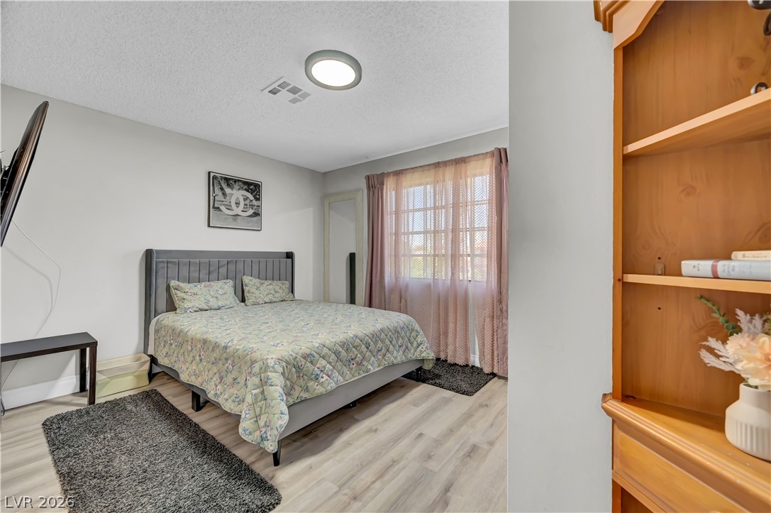 2913 Whispering Wind Drive Las Vegas NV 89117