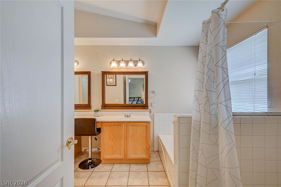 1221 Blazing Sand Street Las Vegas NV 89110
