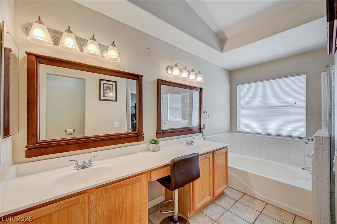 1221 Blazing Sand Street Las Vegas NV 89110