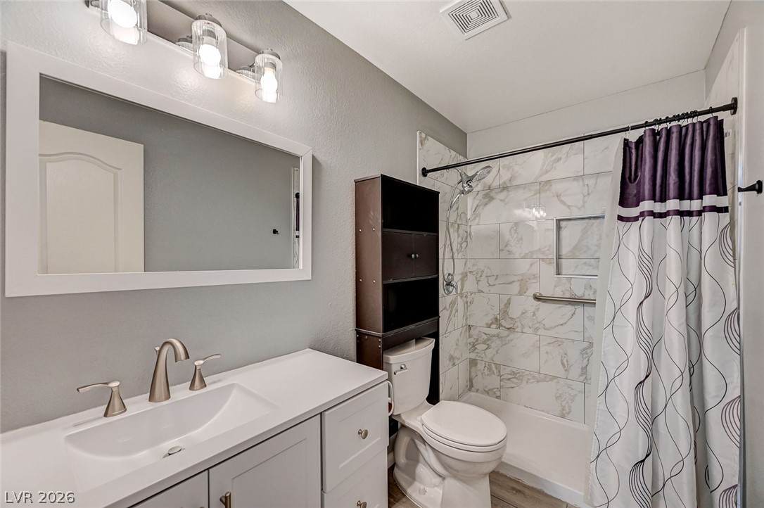1221 Blazing Sand Street Las Vegas NV 89110