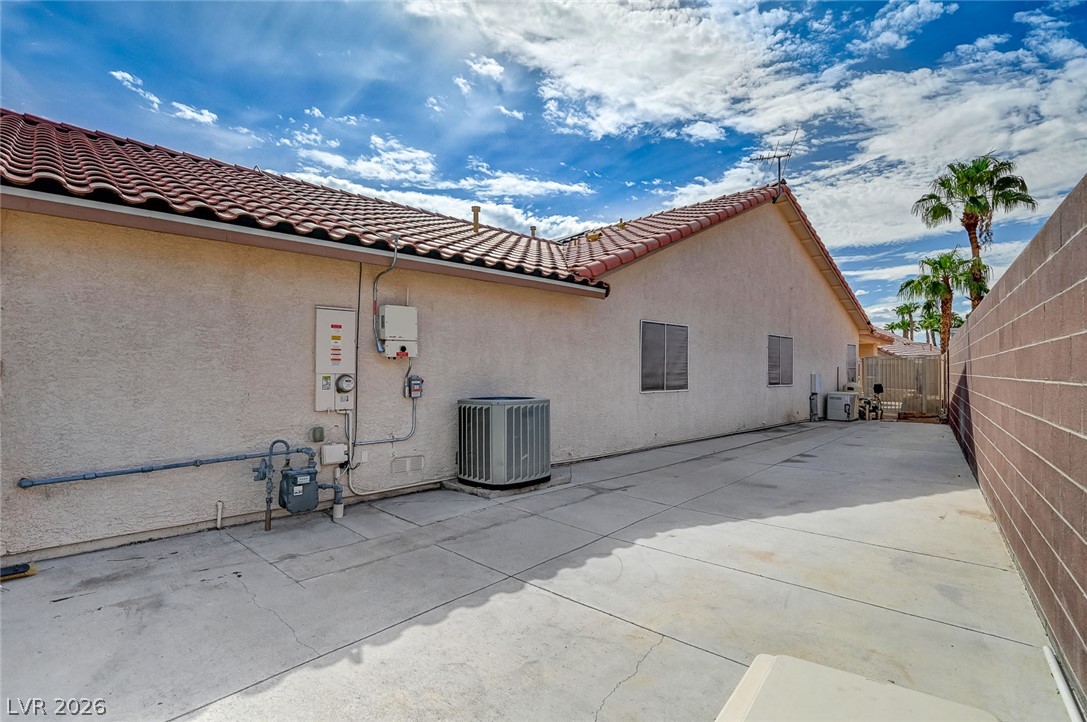1221 Blazing Sand Street Las Vegas NV 89110