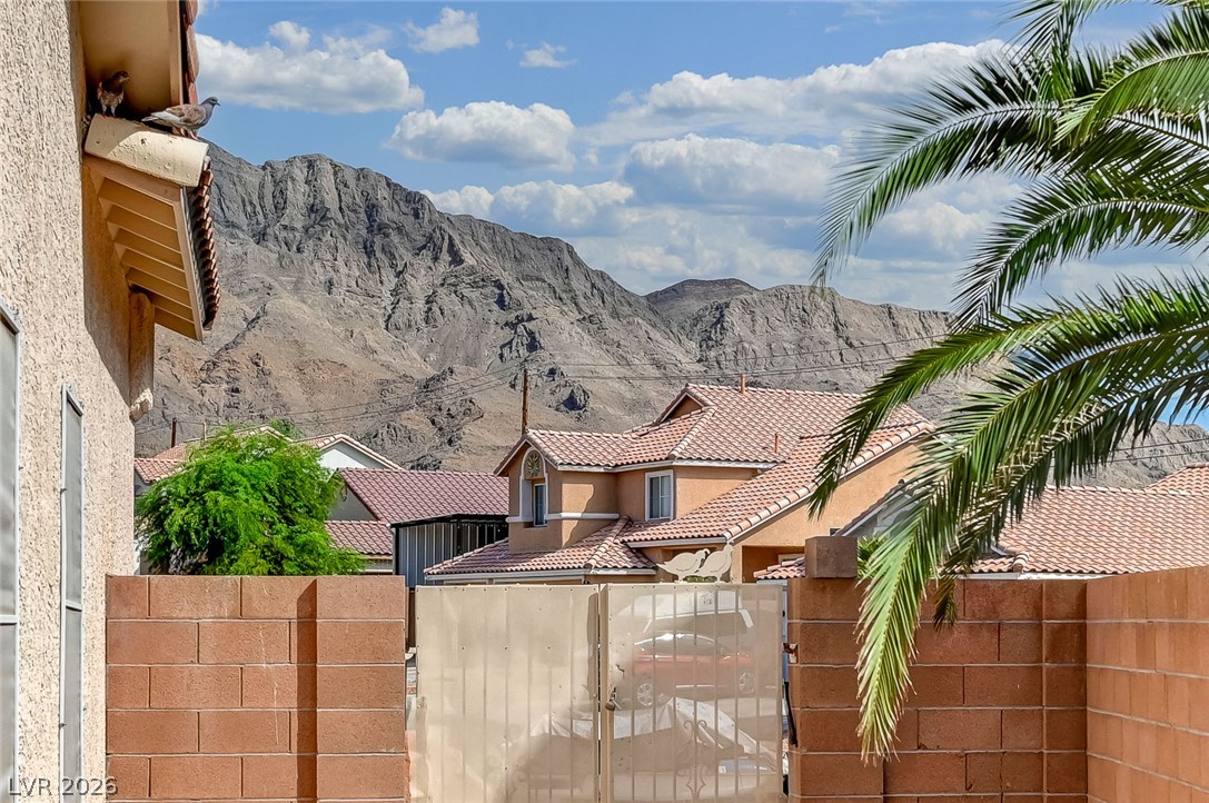 1221 Blazing Sand Street Las Vegas NV 89110