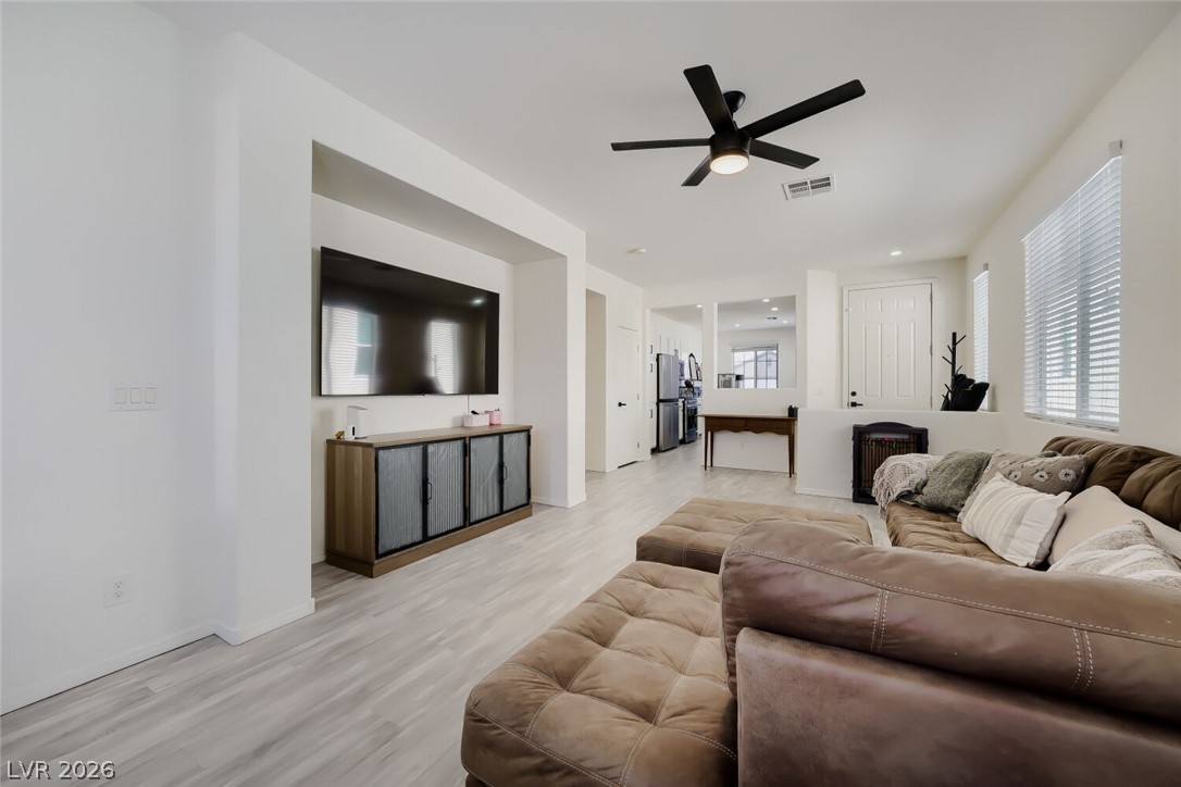 6254 Majestic Hills Avenue Las Vegas NV 89141