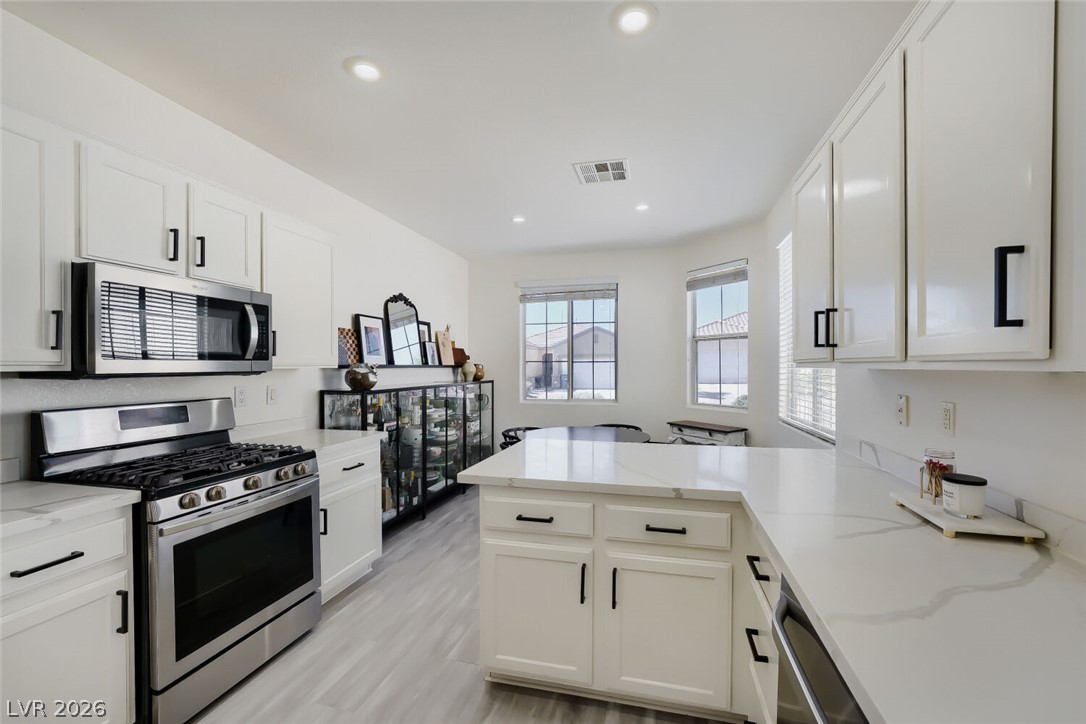 6254 Majestic Hills Avenue Las Vegas NV 89141