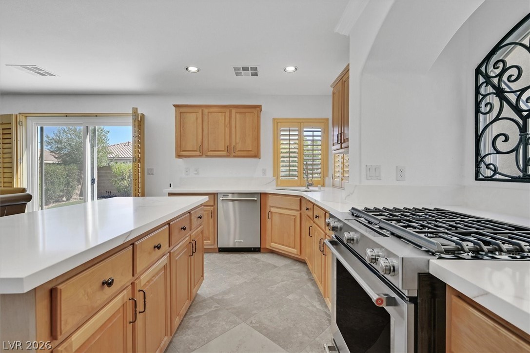 10892 Royal Highlands Street Las Vegas NV 89141