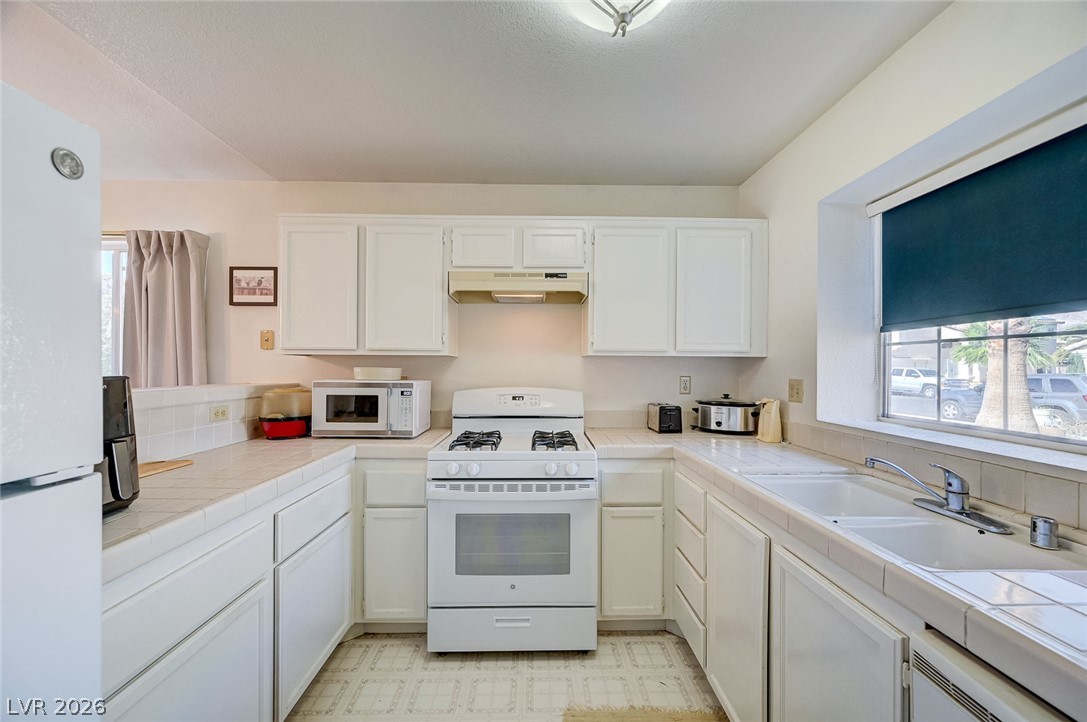 2265 Seahurst Drive Las Vegas NV 89142
