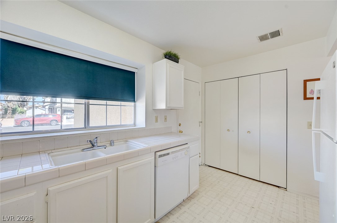 2265 Seahurst Drive Las Vegas NV 89142