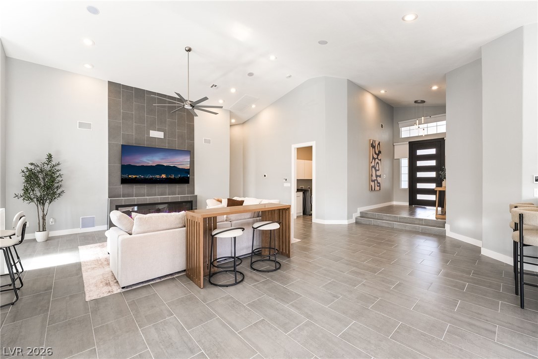 8867 Las Montanas Avenue Las Vegas NV 89147