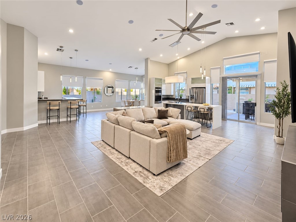 8867 Las Montanas Avenue Las Vegas NV 89147
