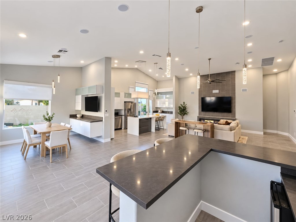 8867 Las Montanas Avenue Las Vegas NV 89147