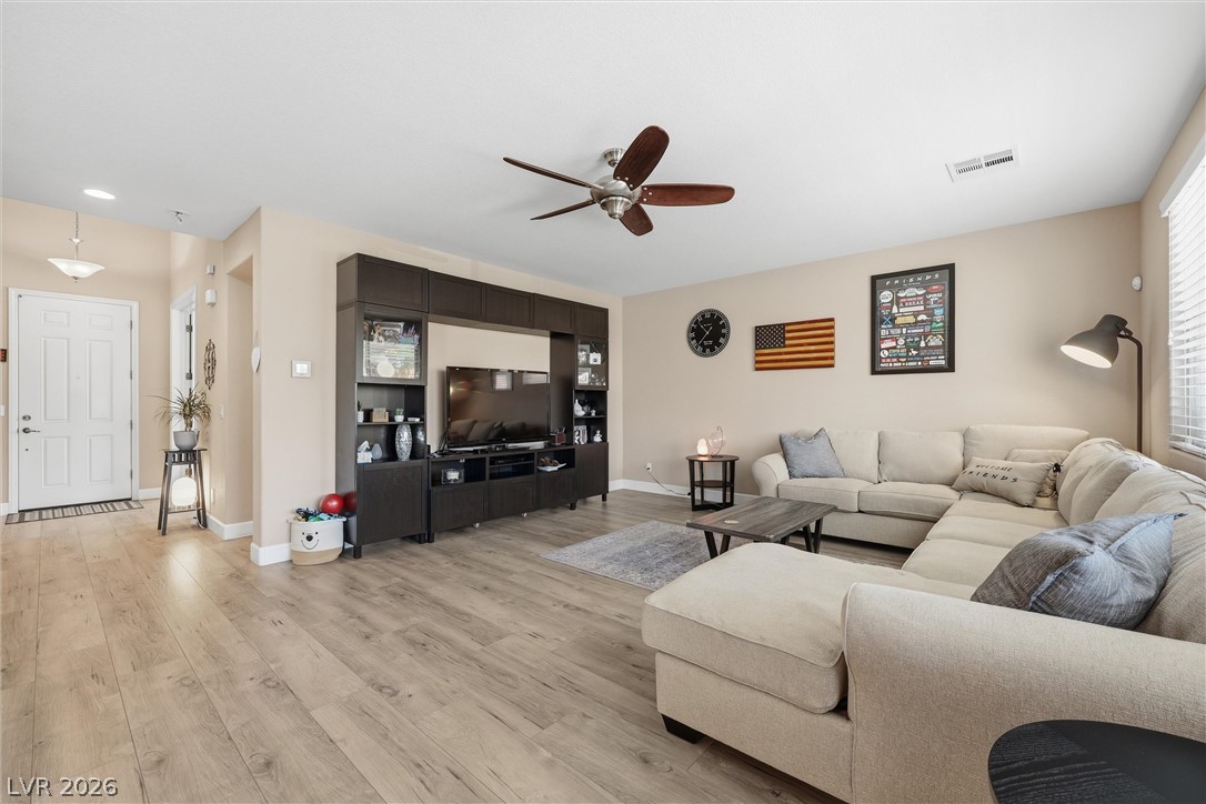 1633 Luna Vista Place North Las Vegas NV 89084