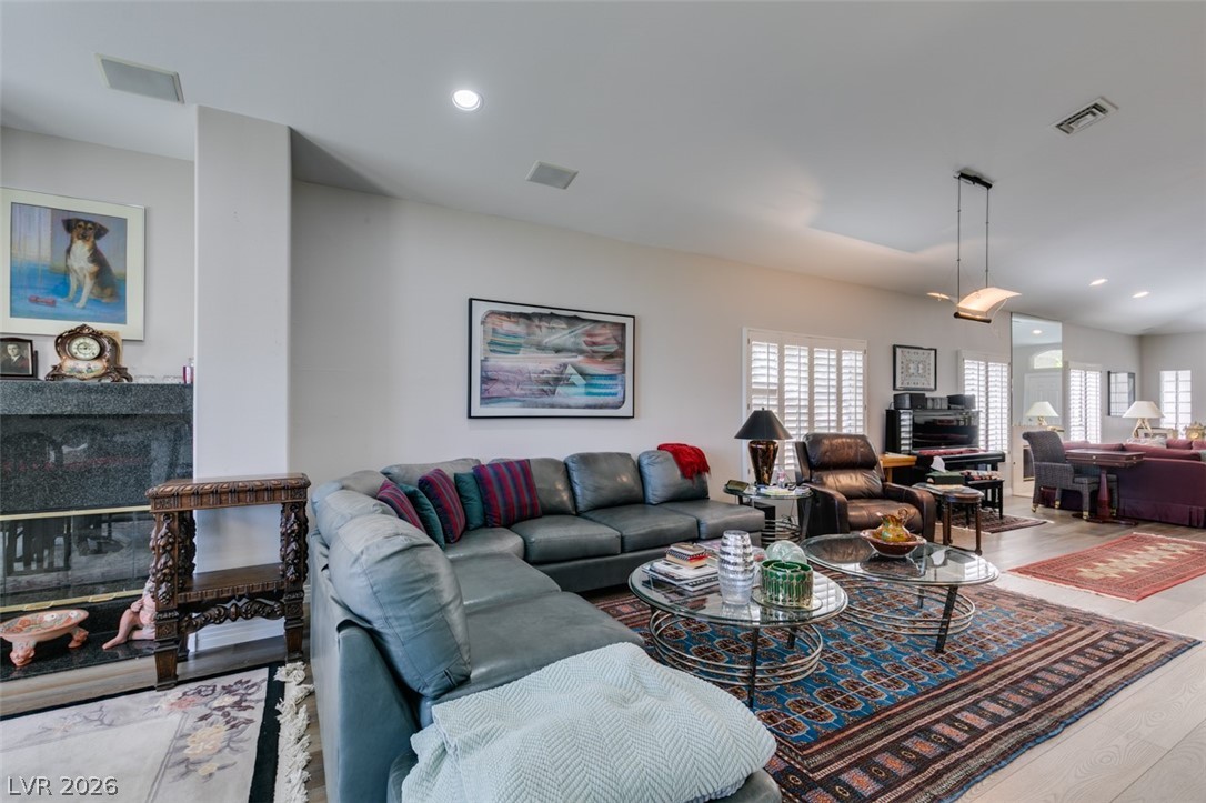 2016 Bay Hill Drive Las Vegas NV 89117