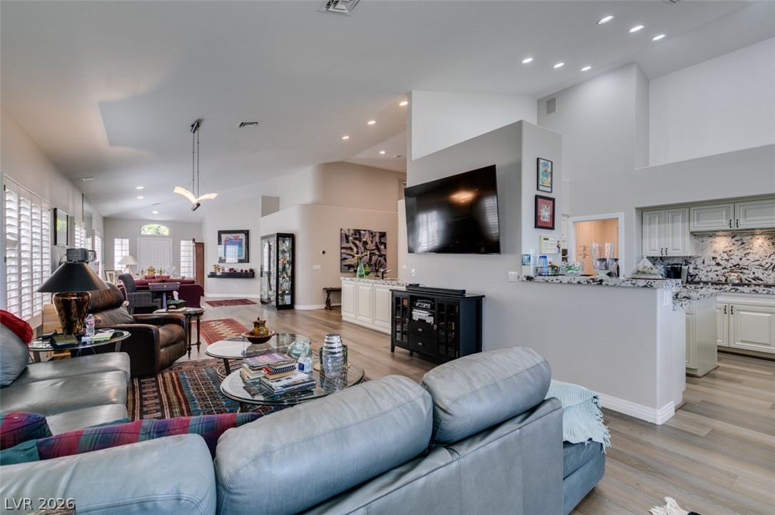 2016 Bay Hill Drive Las Vegas NV 89117