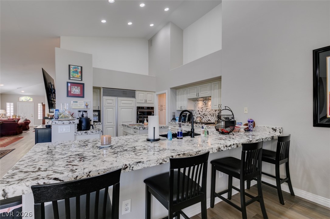 2016 Bay Hill Drive Las Vegas NV 89117