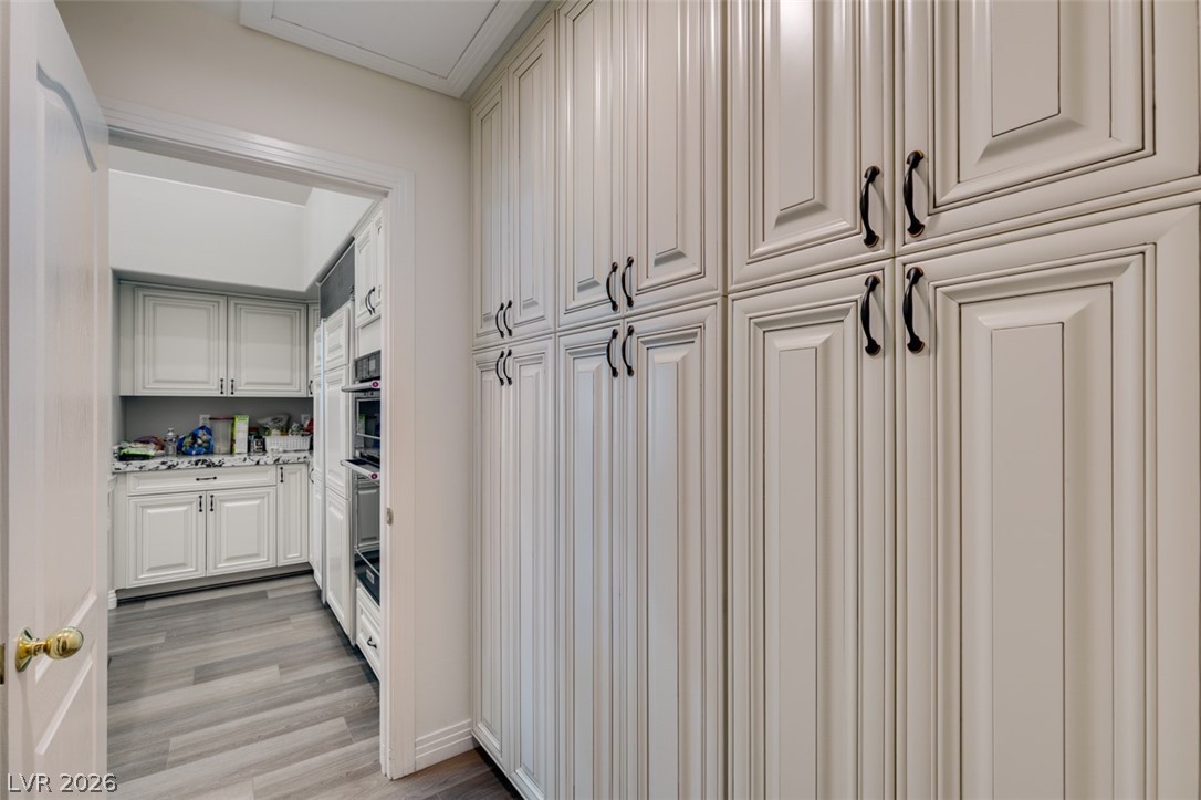 2016 Bay Hill Drive Las Vegas NV 89117