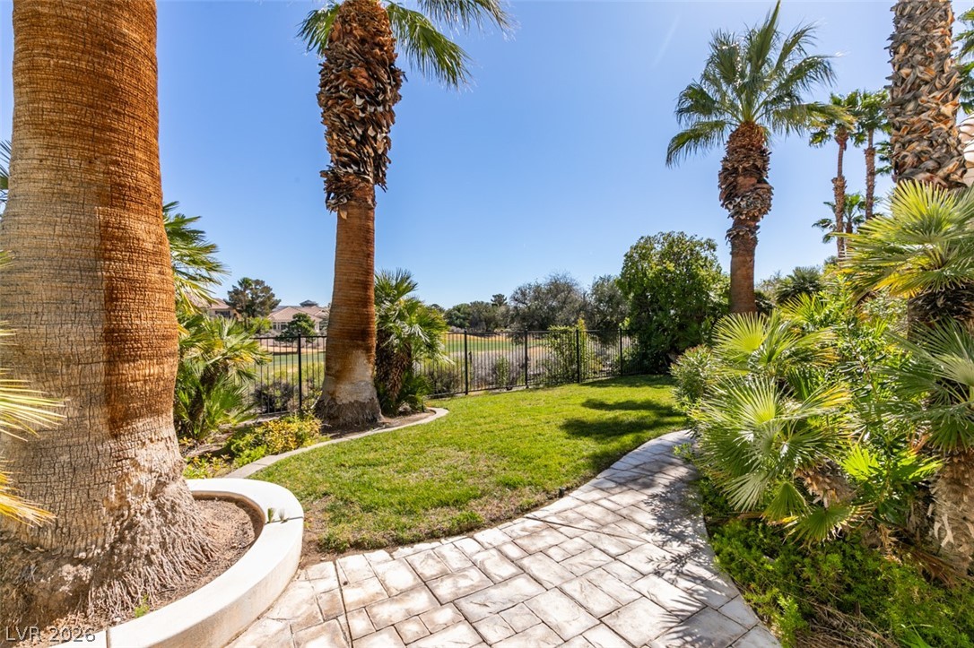 2016 Bay Hill Drive Las Vegas NV 89117