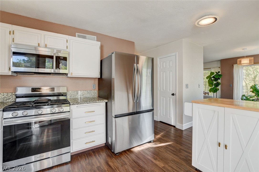 6568 Lombard Drive Las Vegas NV 89108