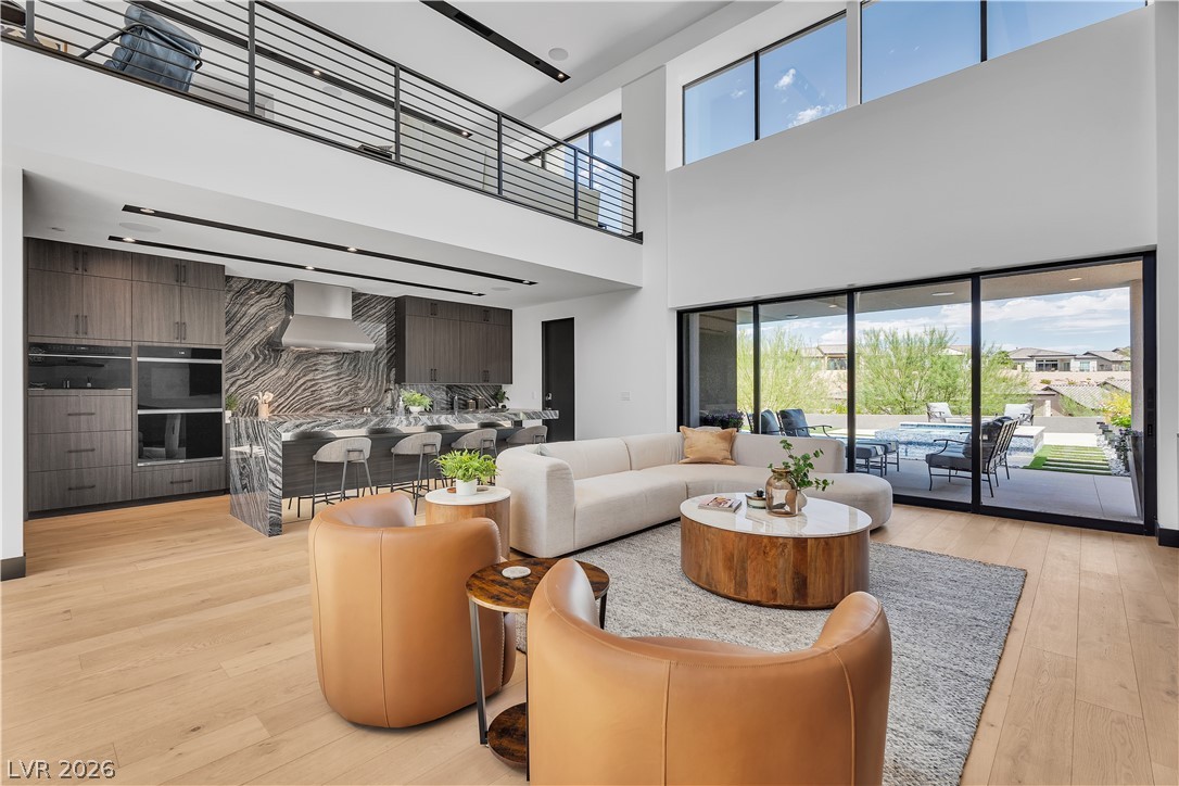16 Canyon Shores Place Henderson NV 89011