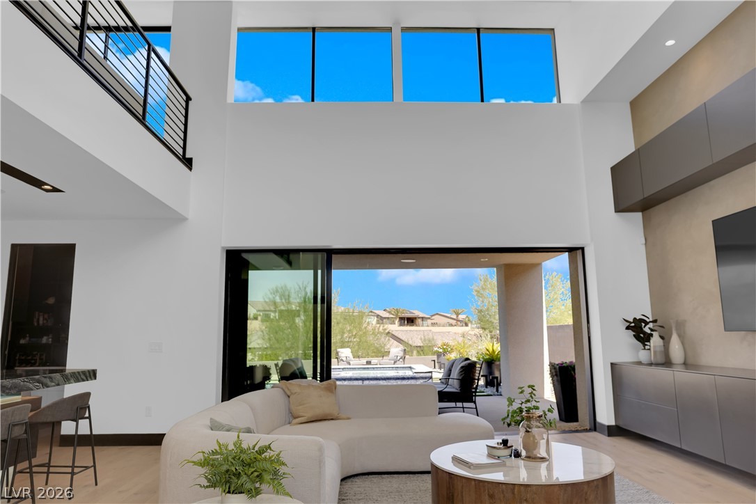 16 Canyon Shores Place Henderson NV 89011