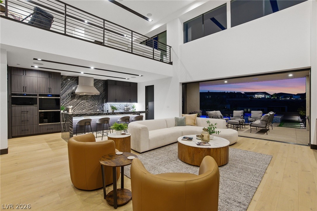 16 Canyon Shores Place Henderson NV 89011