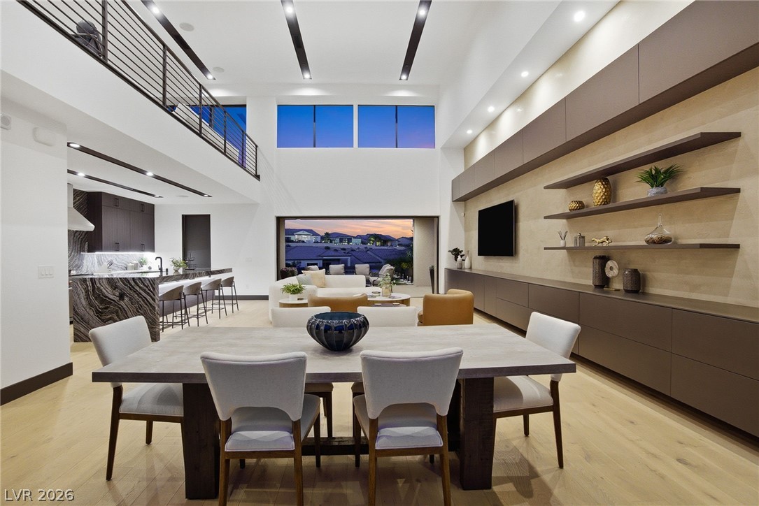 16 Canyon Shores Place Henderson NV 89011