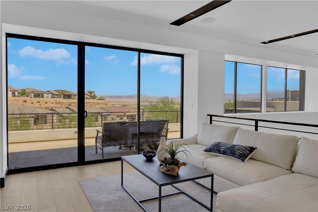 16 Canyon Shores Place Henderson NV 89011