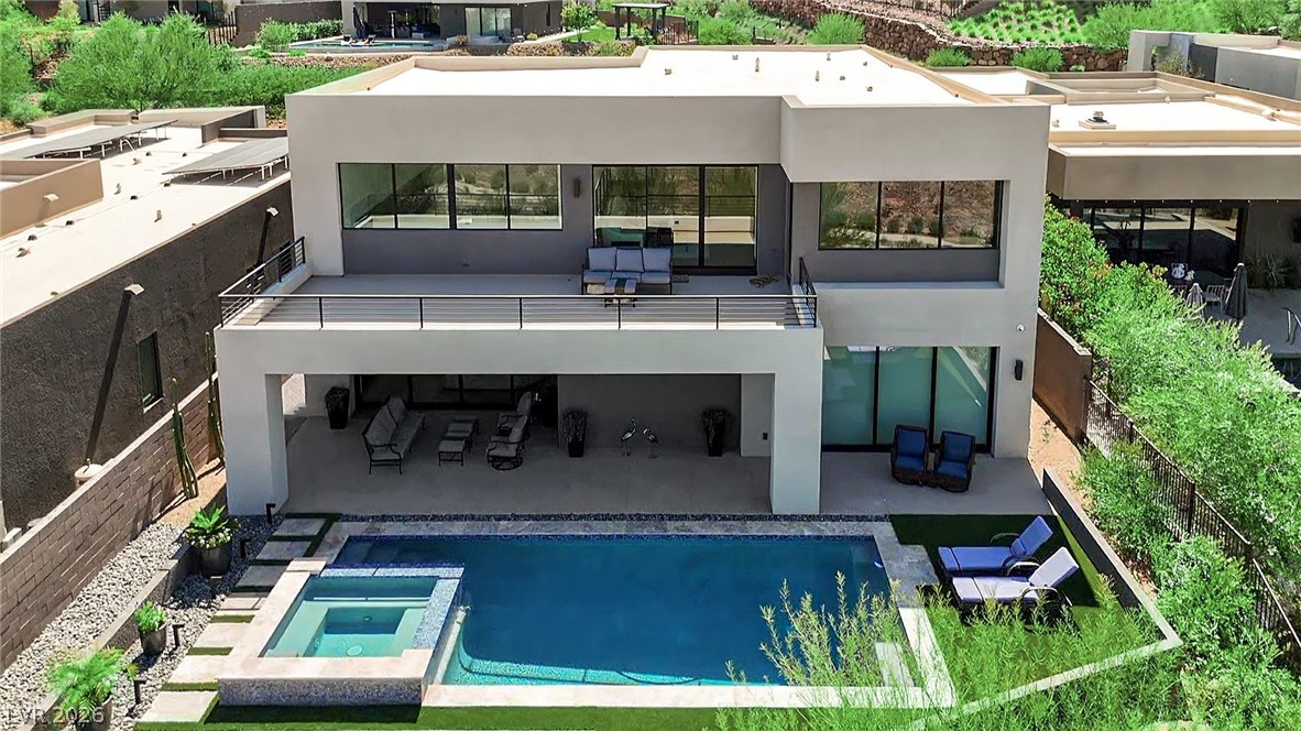 16 Canyon Shores Place Henderson NV 89011