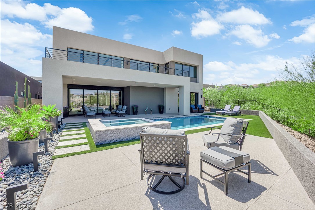 16 Canyon Shores Place Henderson NV 89011