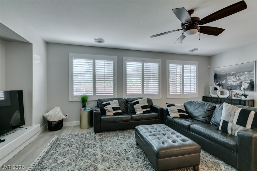 3829 Hawkeye Falls Avenue North Las Vegas NV 89085