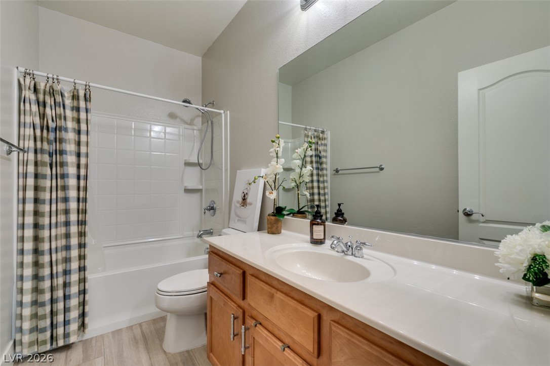 3829 Hawkeye Falls Avenue North Las Vegas NV 89085