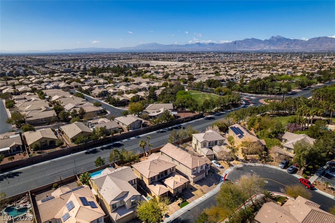 3829 Hawkeye Falls Avenue North Las Vegas NV 89085
