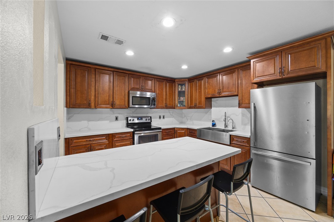 5017 Village Drive Las Vegas NV 89142