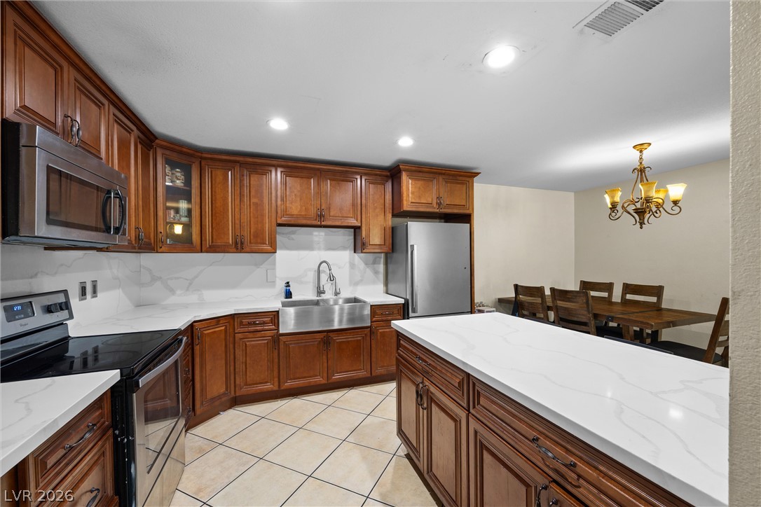 5017 Village Drive Las Vegas NV 89142
