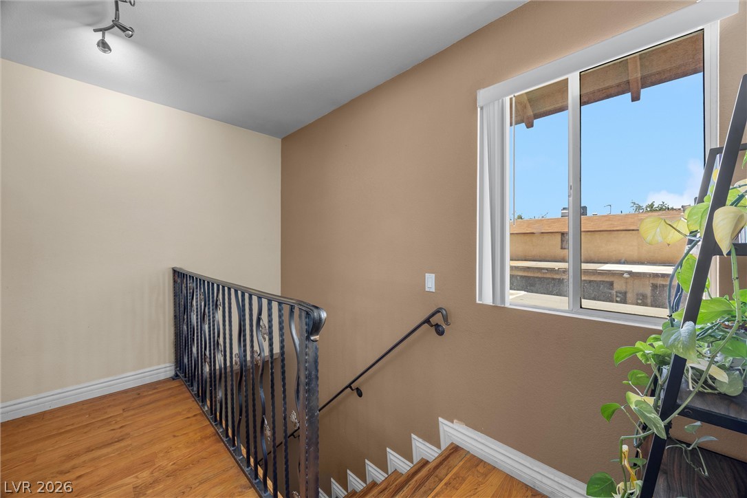 5017 Village Drive Las Vegas NV 89142