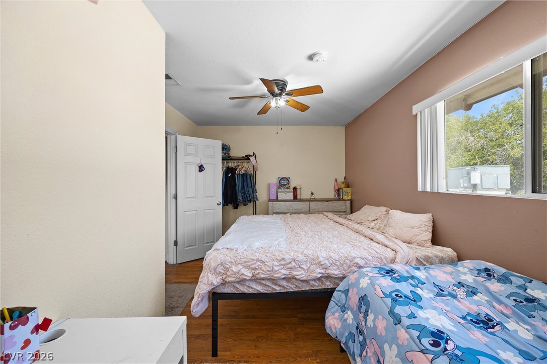 5017 Village Drive Las Vegas NV 89142