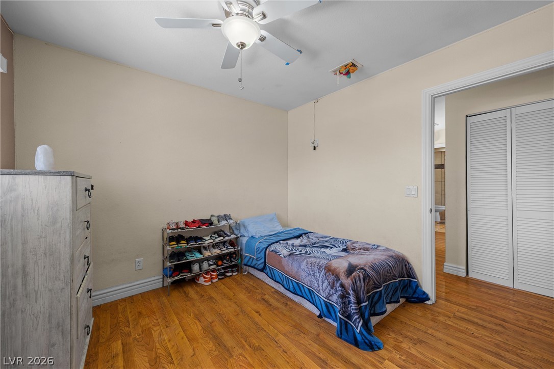 5017 Village Drive Las Vegas NV 89142